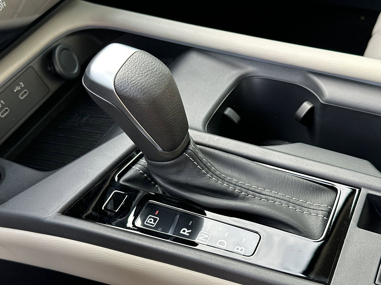 New 2026 Nissan Sentra SL w/ Floor Mat Package image 30