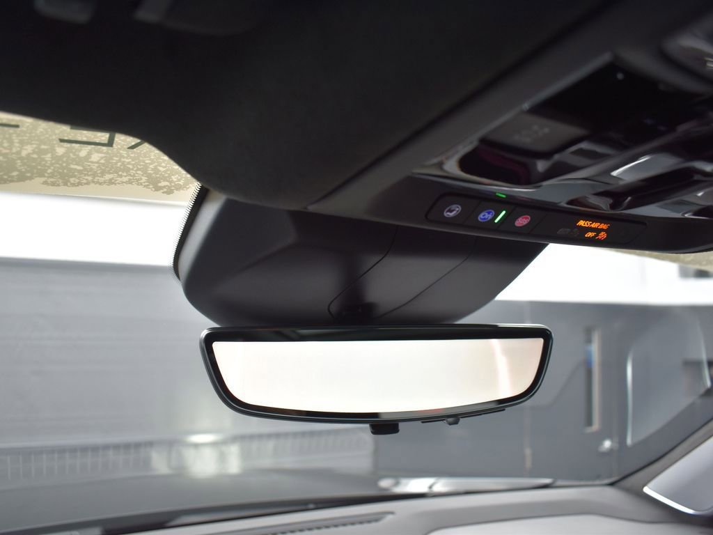 Certified 2026 Cadillac Escalade ESV V w/ LPO, ONYX Package image 24