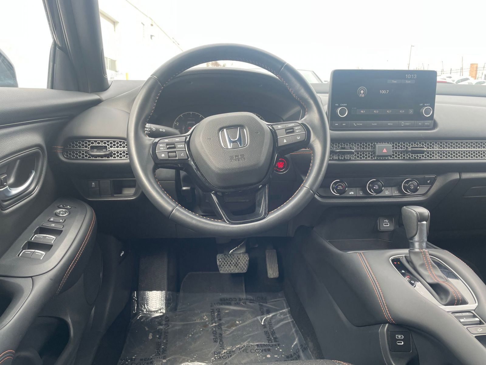 Used 2025 Honda HR-V Sport image 31