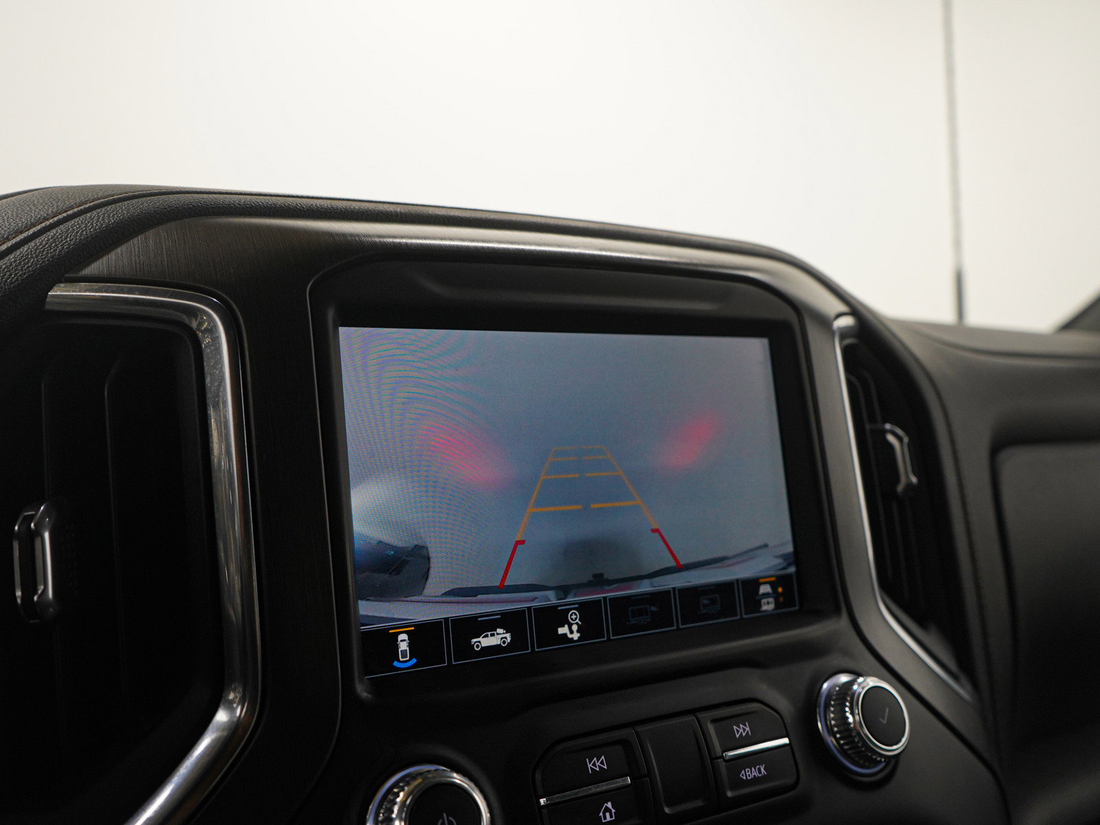 Used 2022 GMC Sierra 2500 AT4 w/ Gooseneck/5TH Wheel Package image 29