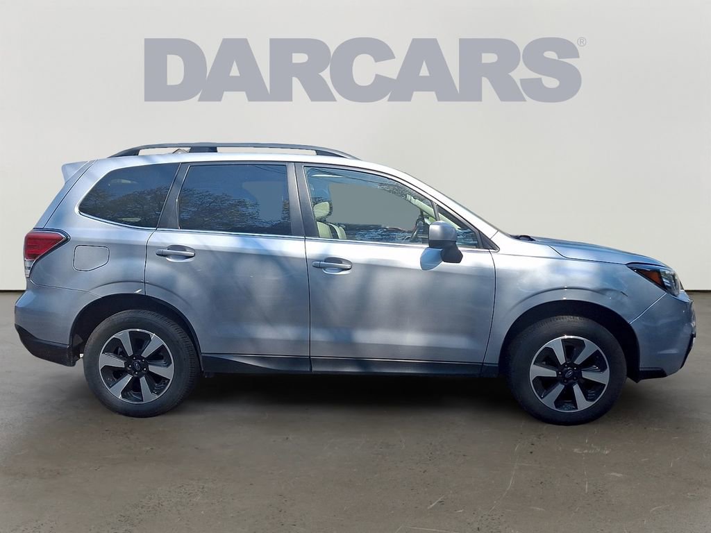 Used 2017 Subaru Forester 2.5i Limited AWD/4WD image 7