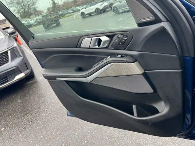 Used 2021 BMW X7 xDrive40i w/ Executive Package image 15