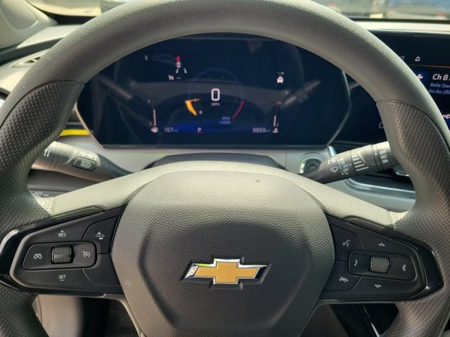 Used 2025 Chevrolet Trax LT FWD image 19