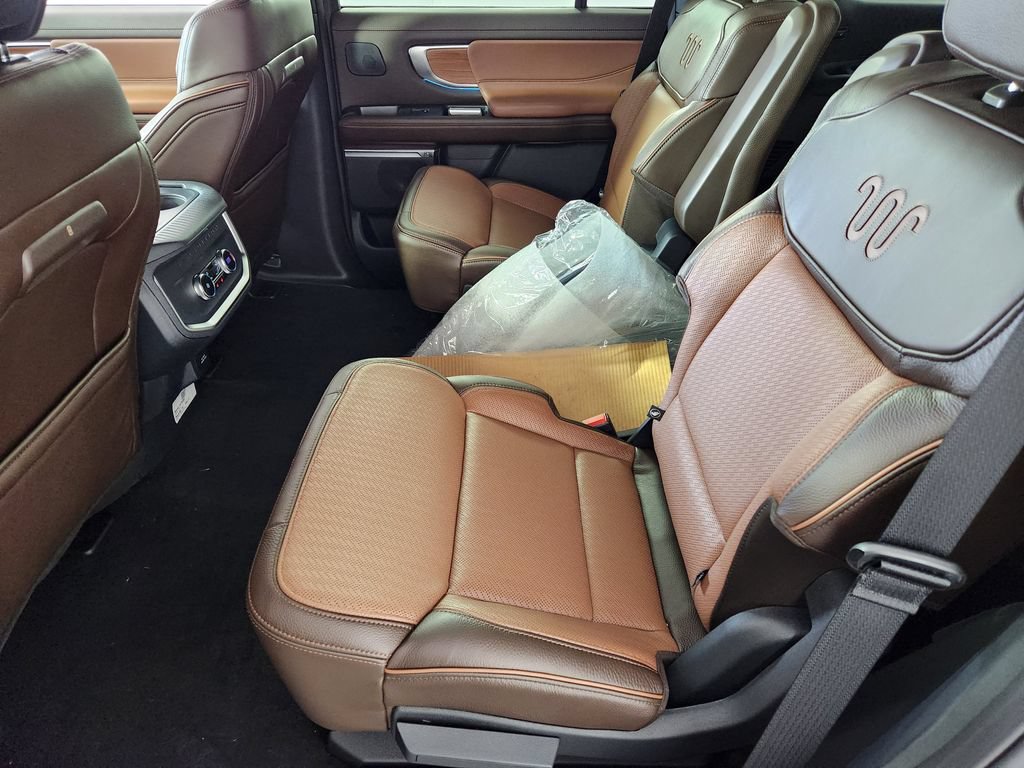 New 2027 Ford Expedition King Ranch AWD/4WD image 14