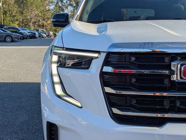 Used 2025 GMC Acadia Elevation image 9