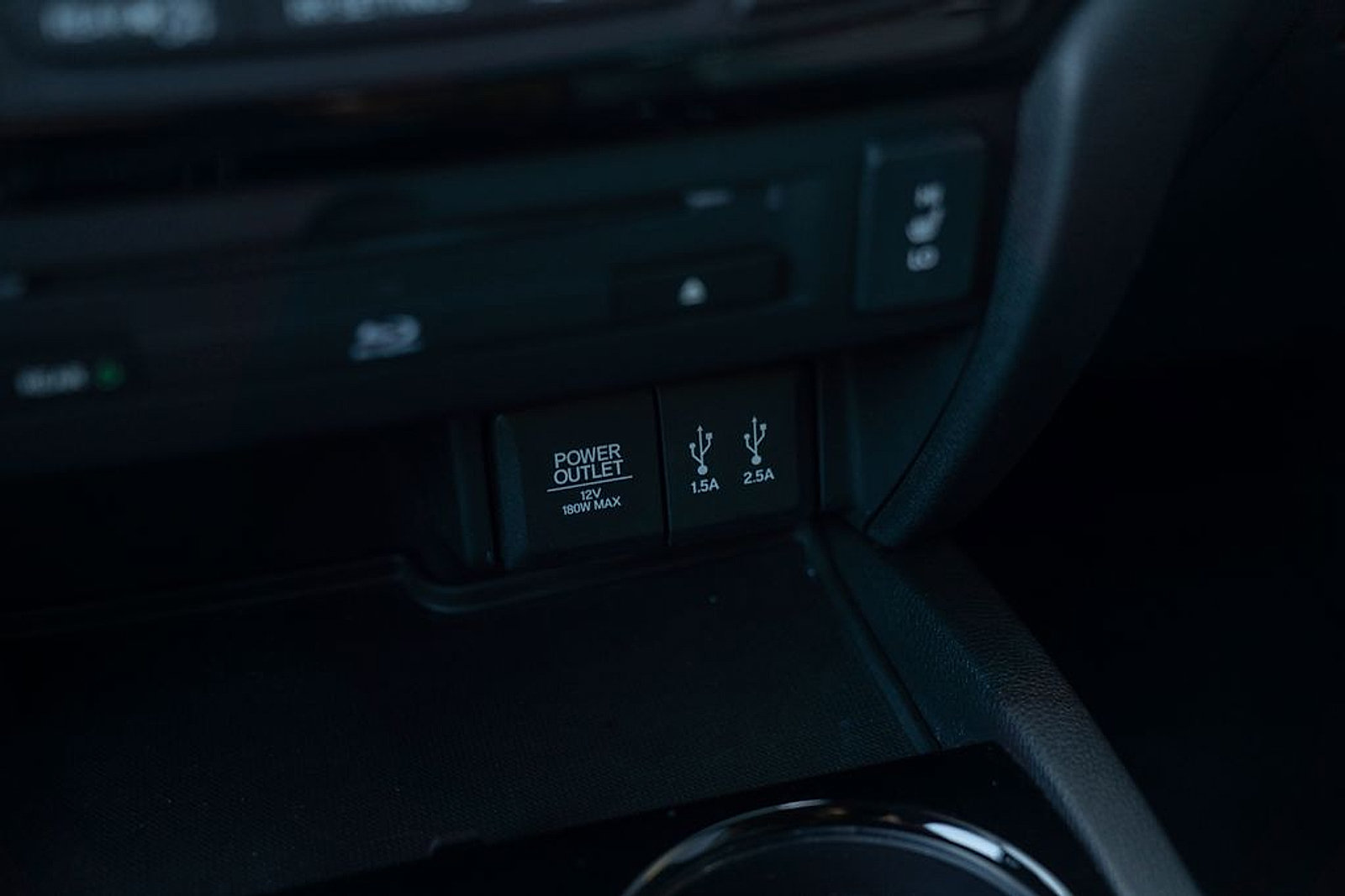 Used 2016 Honda Pilot Touring image 14
