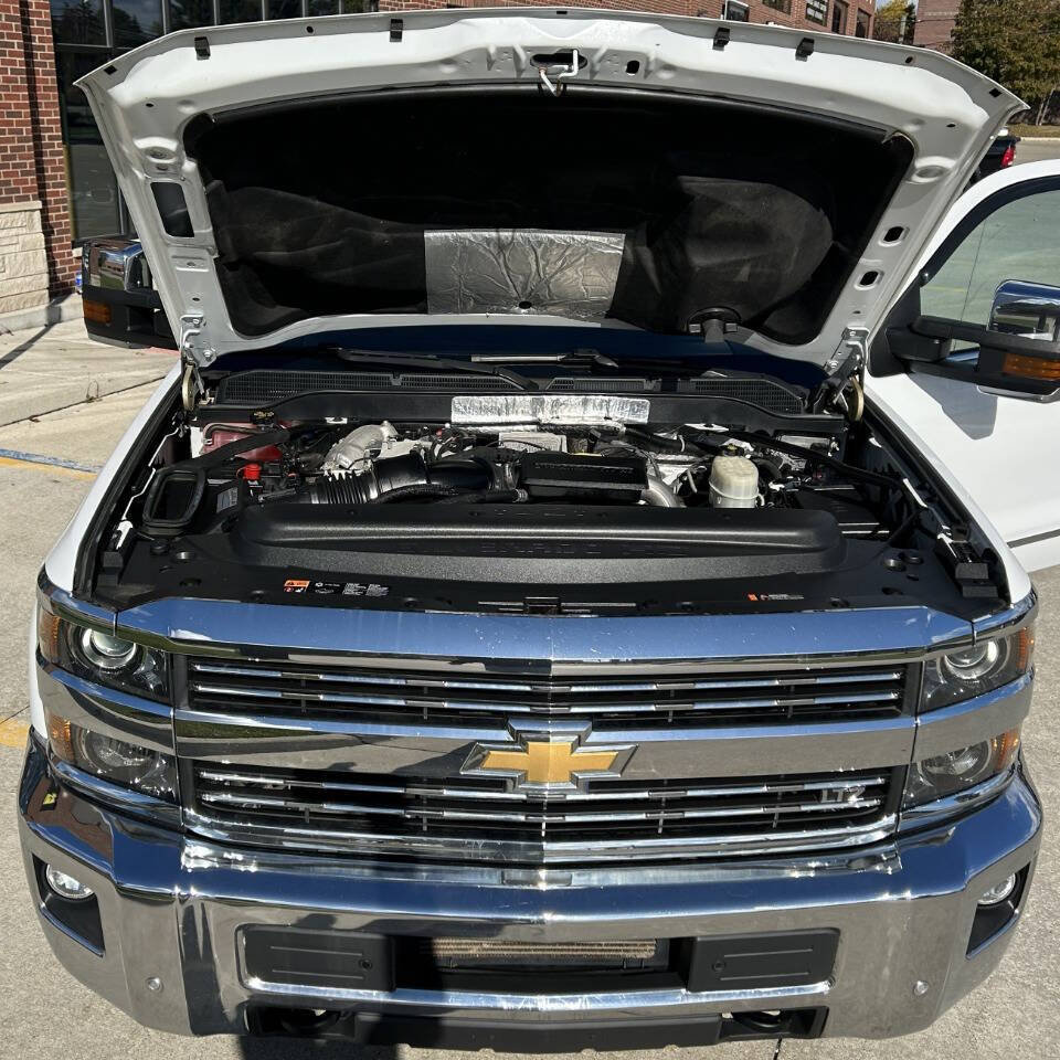 Used 2018 Chevrolet Silverado 2500 LTZ w/ Duramax Plus Package image 36