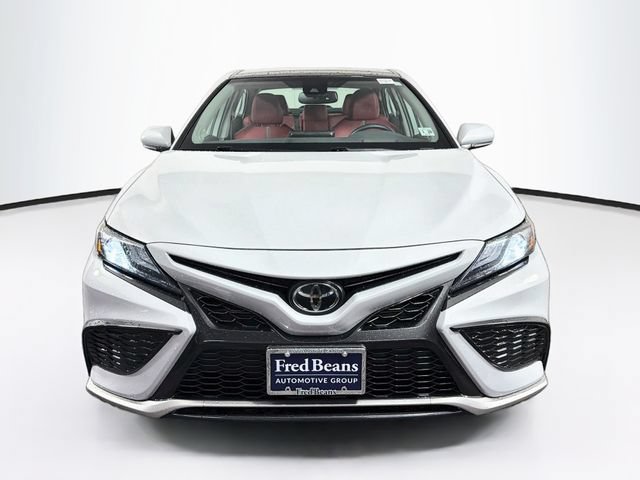 Used 2023 Toyota Camry XSE FWD image 2