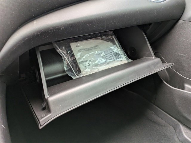 Used 2017 Chevrolet Malibu LT image 34