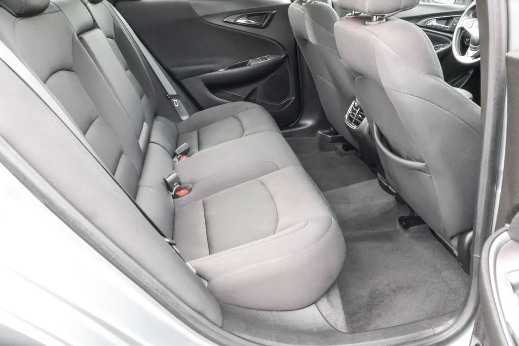 Used 2023 Chevrolet Malibu LT FWD image 32