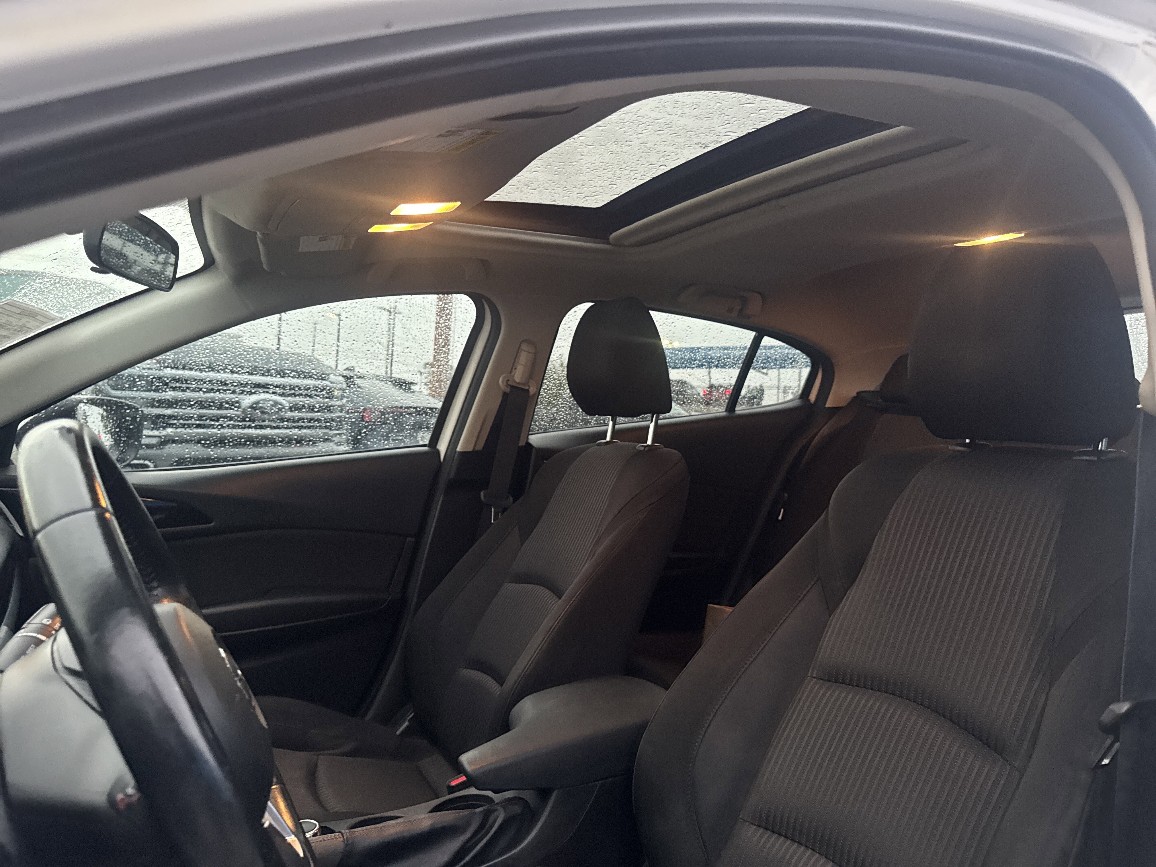 Used 2016 MAZDA MAZDA3 i Touring image 24