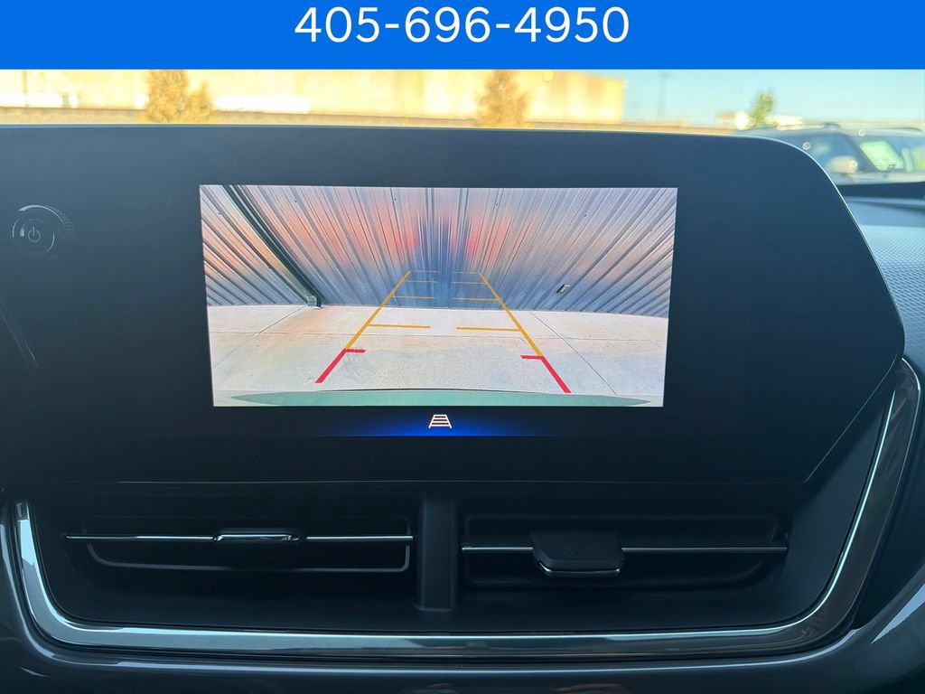 Used 2025 Chevrolet Trax ACTIV FWD image 32