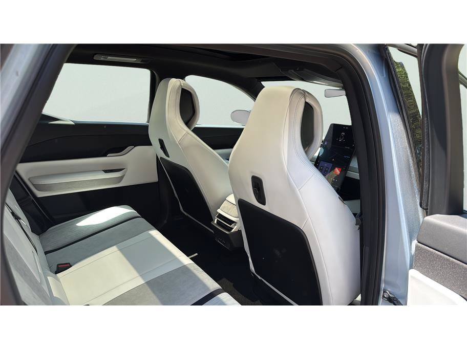Used 2023 Fisker Ocean Ultra AWD/4WD image 16