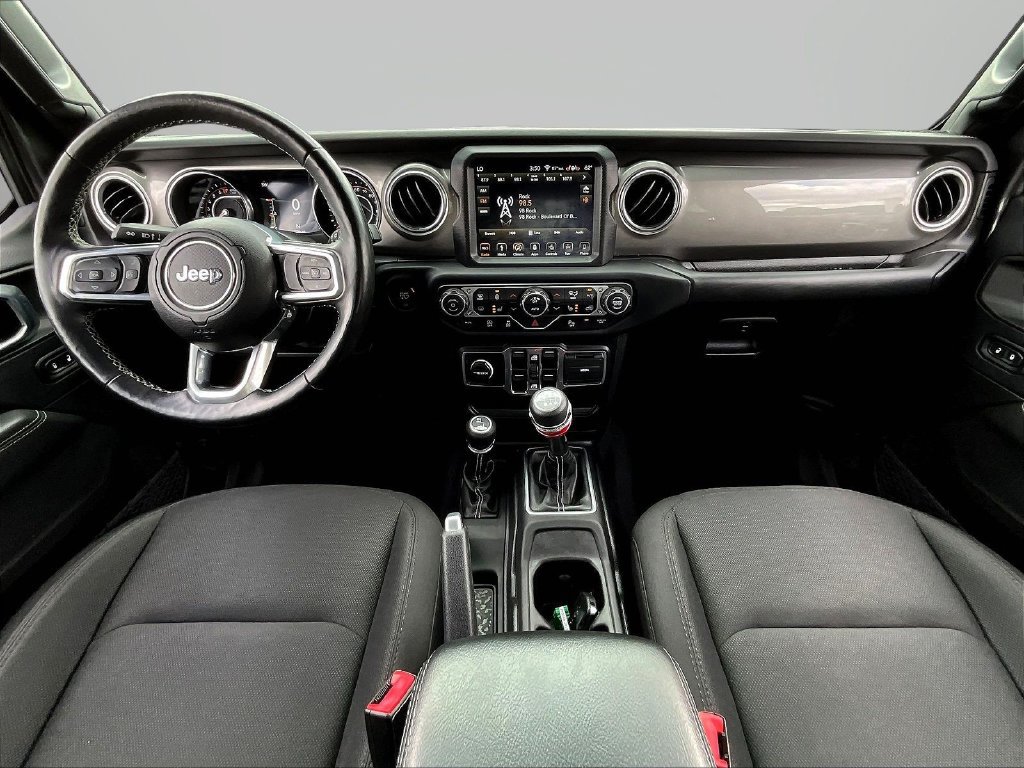 Used 2019 Jeep Wrangler Unlimited Sahara AWD/4WD image 9