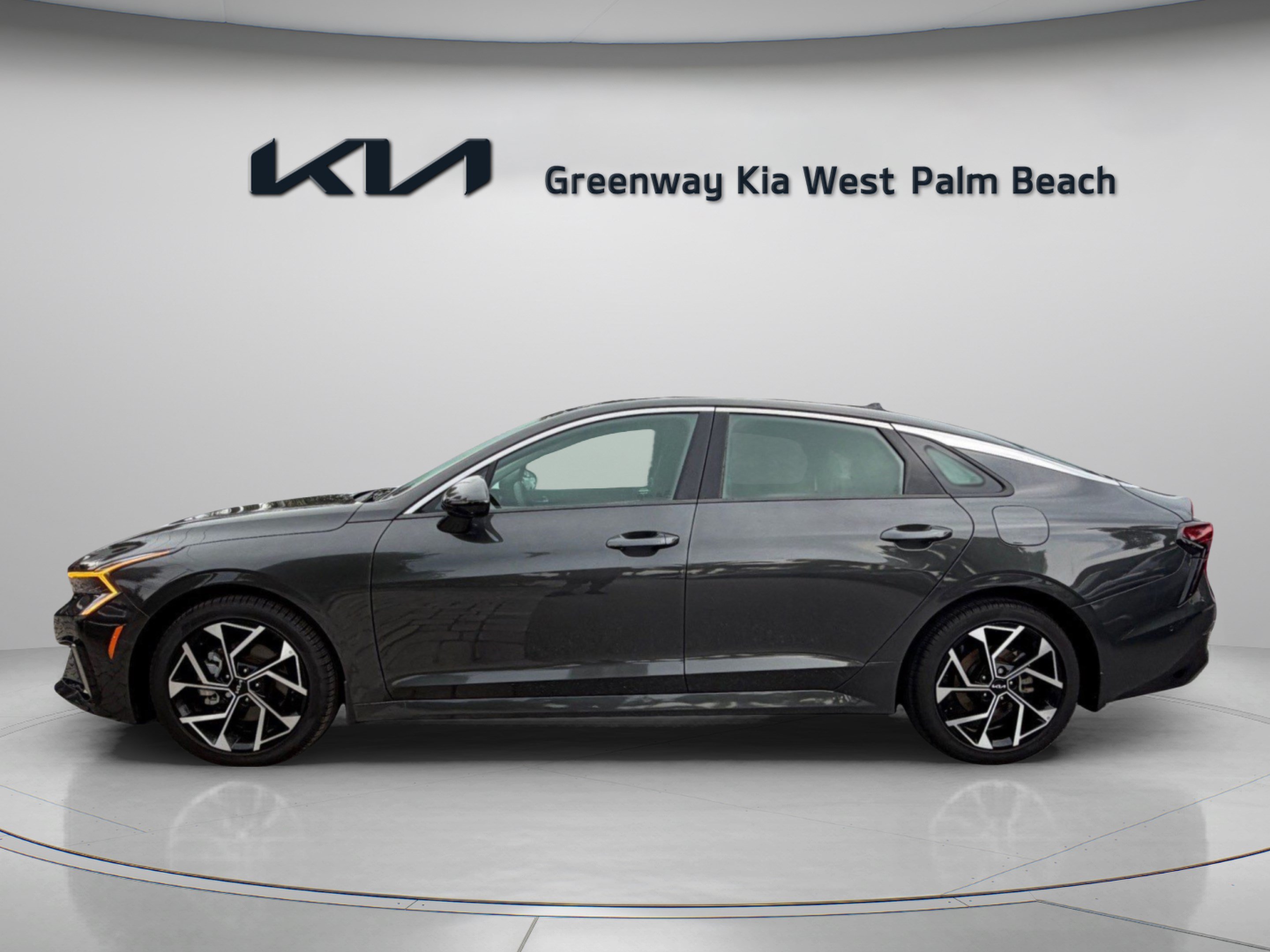 Used 2025 Kia K5 EX FWD image 4