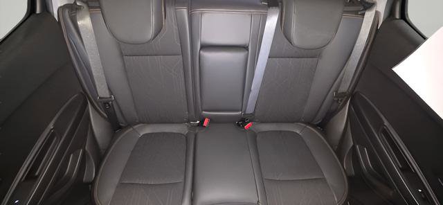 Used 2022 Chevrolet Trax LT w/ LT Convenience Package image 27