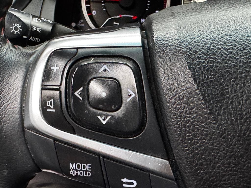 Used 2017 Toyota Camry SE FWD image 30