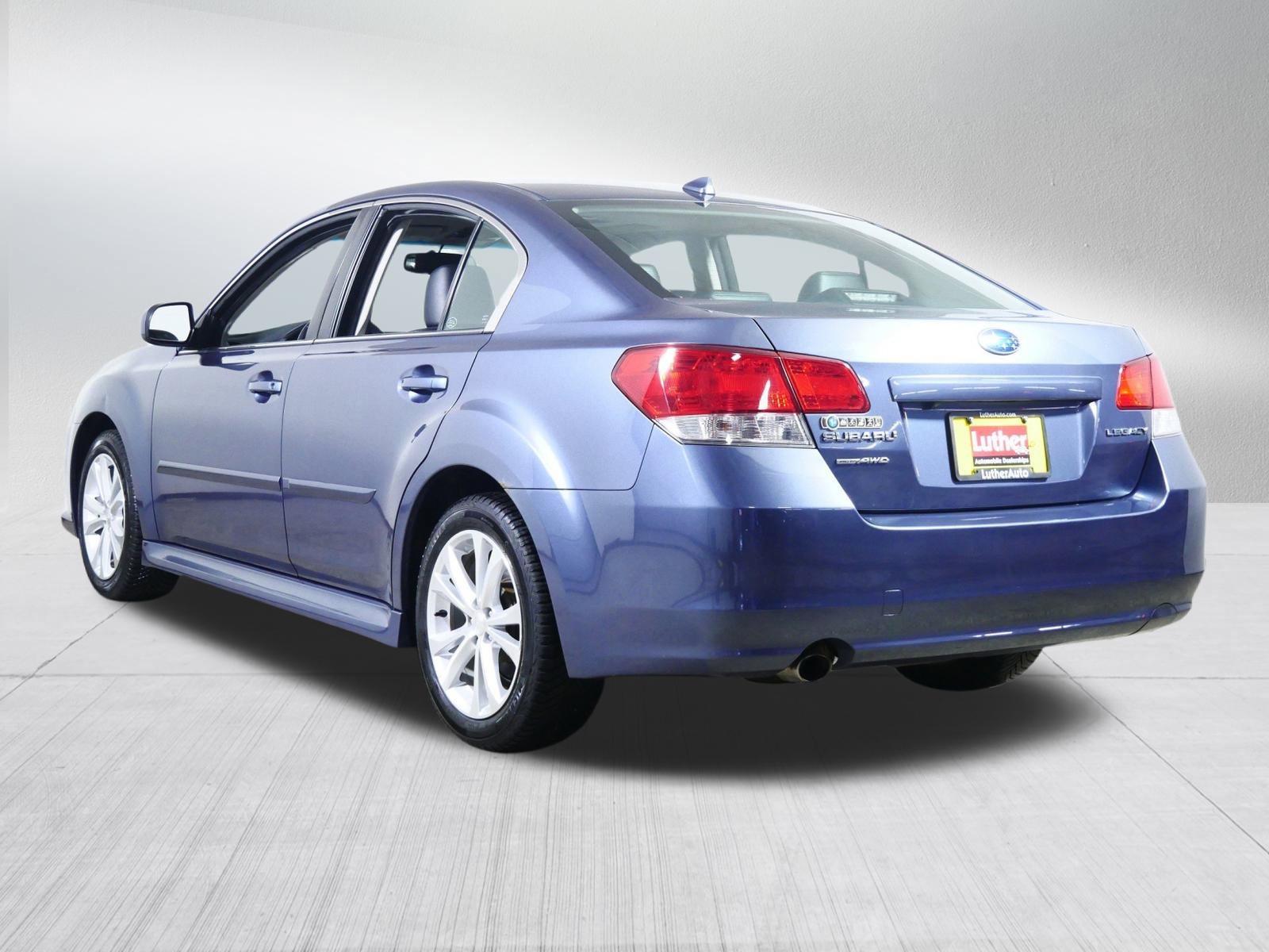 Used 2014 Subaru Legacy 2.5i Limited w/ Moonroof Package image 5