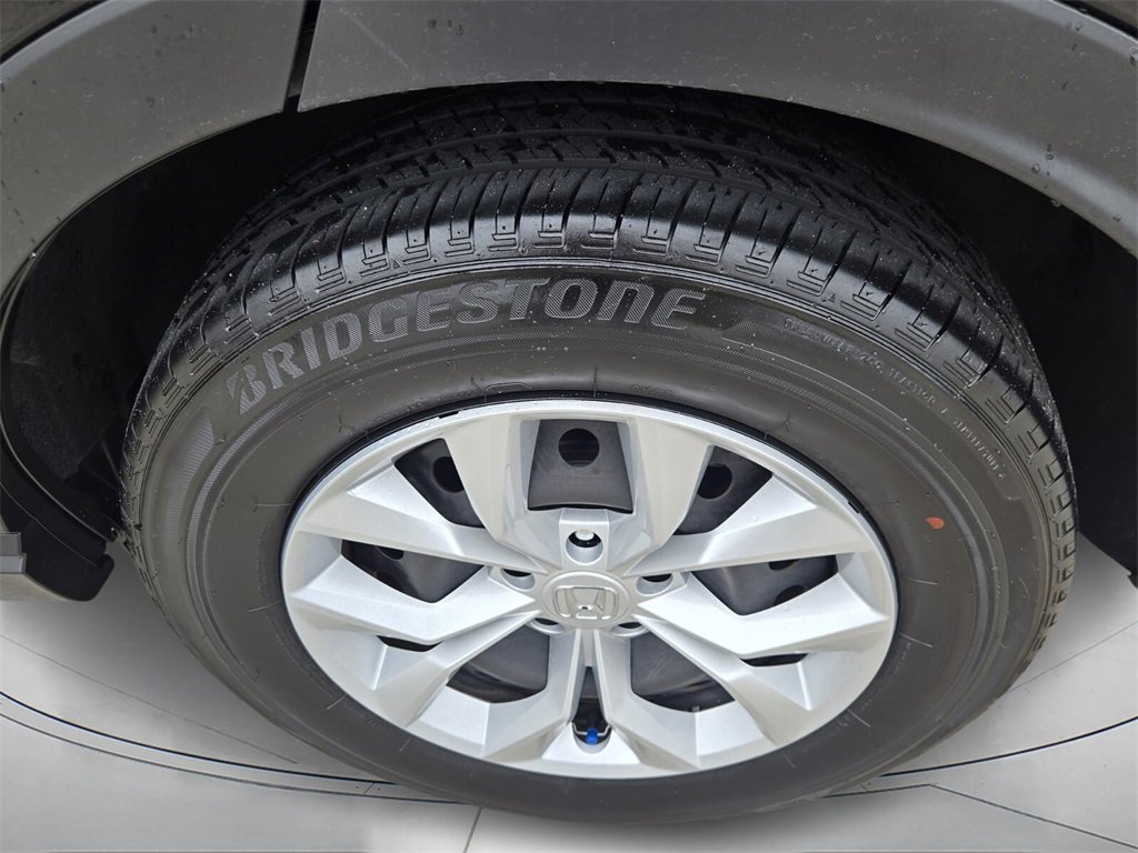 Used 2024 Honda CR-V LX image 9