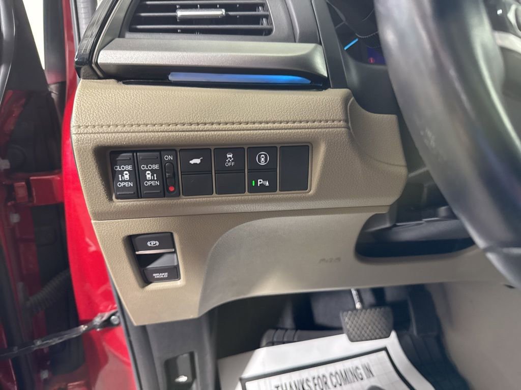 Used 2022 Honda Odyssey Touring image 19