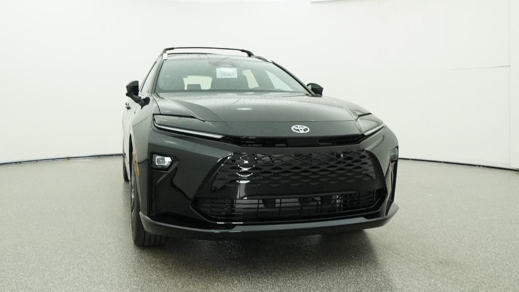 New 2026 Toyota Crown Signia AWD/4WD image 2