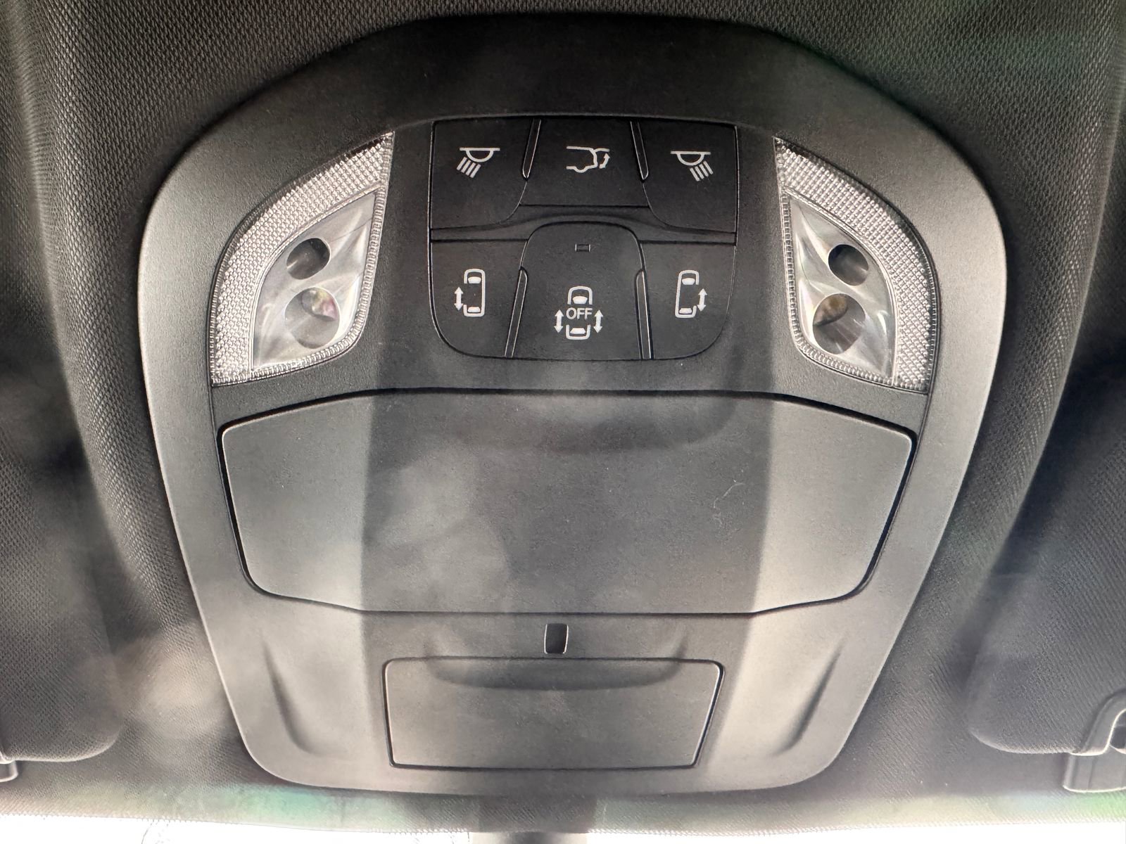 New 2026 Chrysler Voyager LX FWD image 29