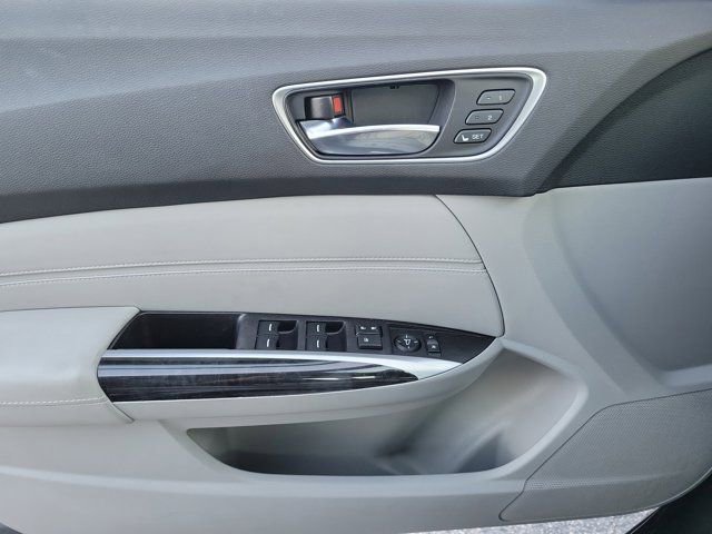 Used 2019 Acura TLX image 26