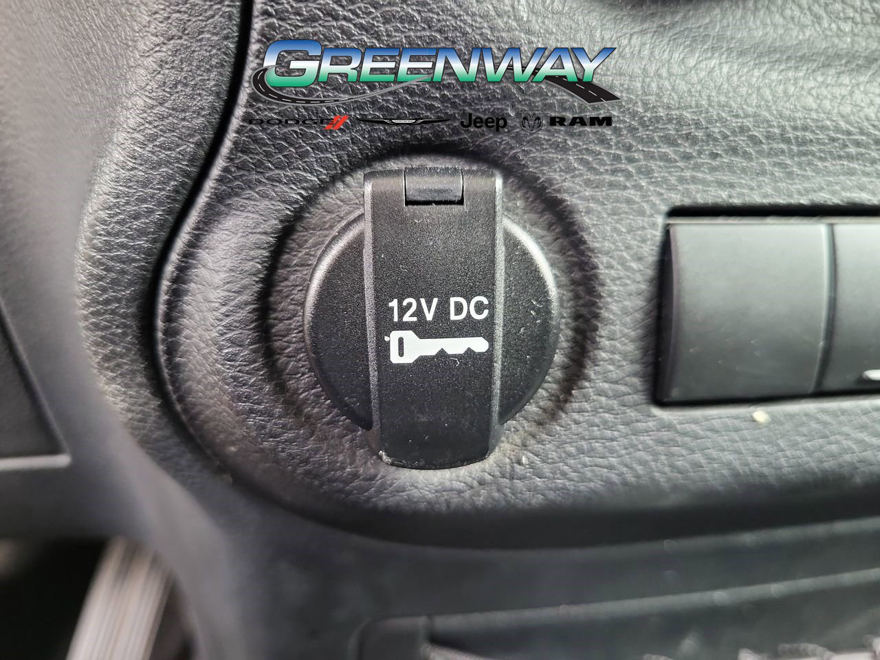 Used 2017 Jeep Wrangler Unlimited Sport w/ Connectivity Group AWD/4WD image 21