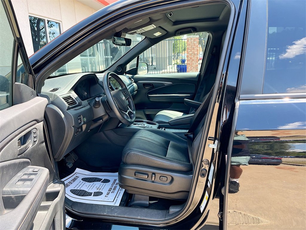 Used 2023 Honda Passport TrailSport image 21