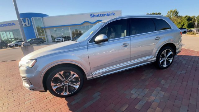 Used 2024 Audi Q7 3.0T Premium Plus AWD/4WD image 6