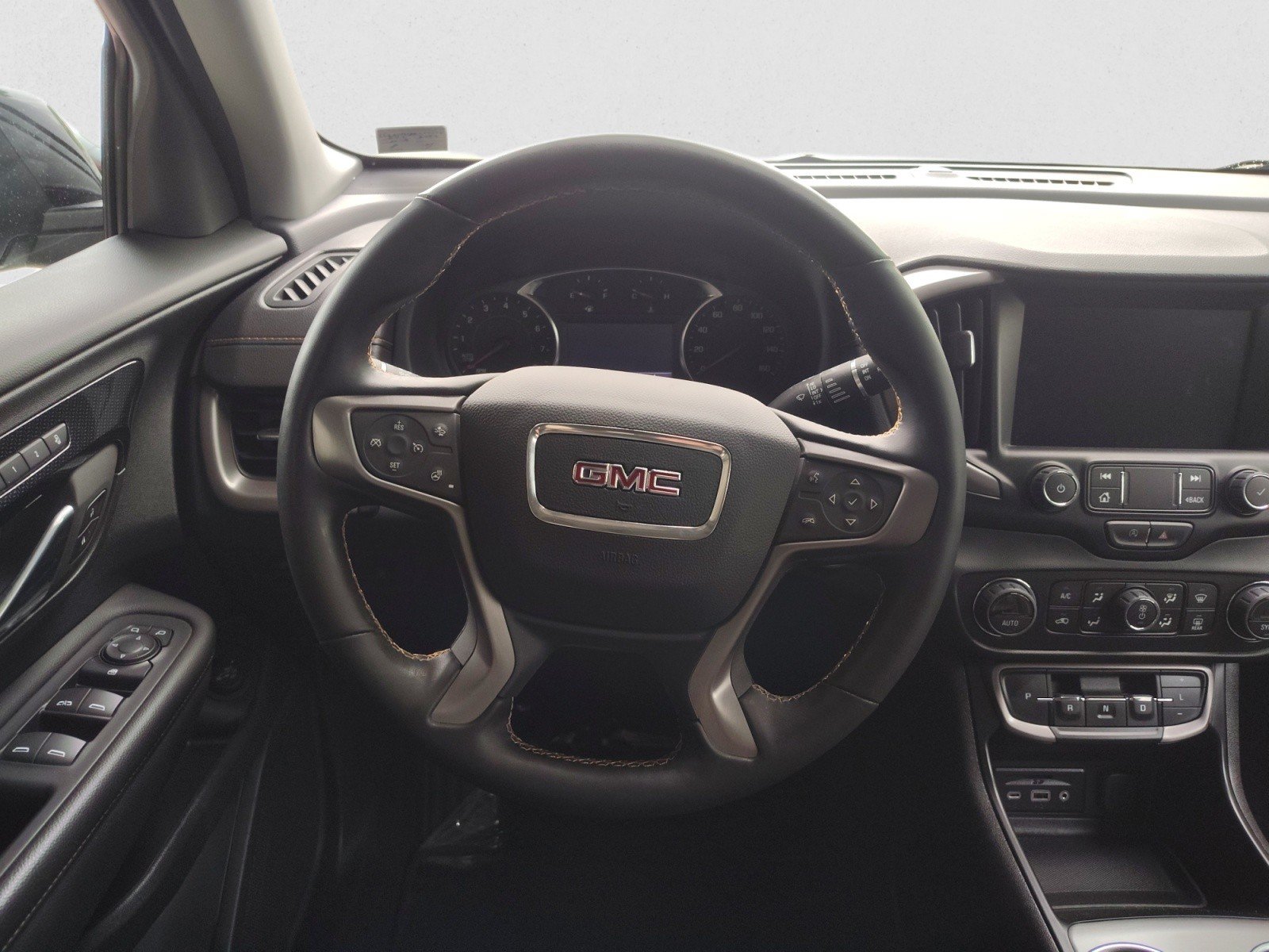 Used 2023 GMC Terrain AT4 w/ Tech Package AWD/4WD image 15