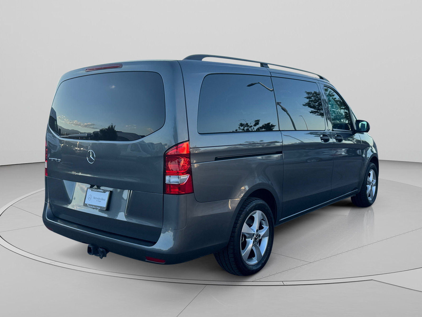 Used 2023 Mercedes-Benz Metris Passenger image 5
