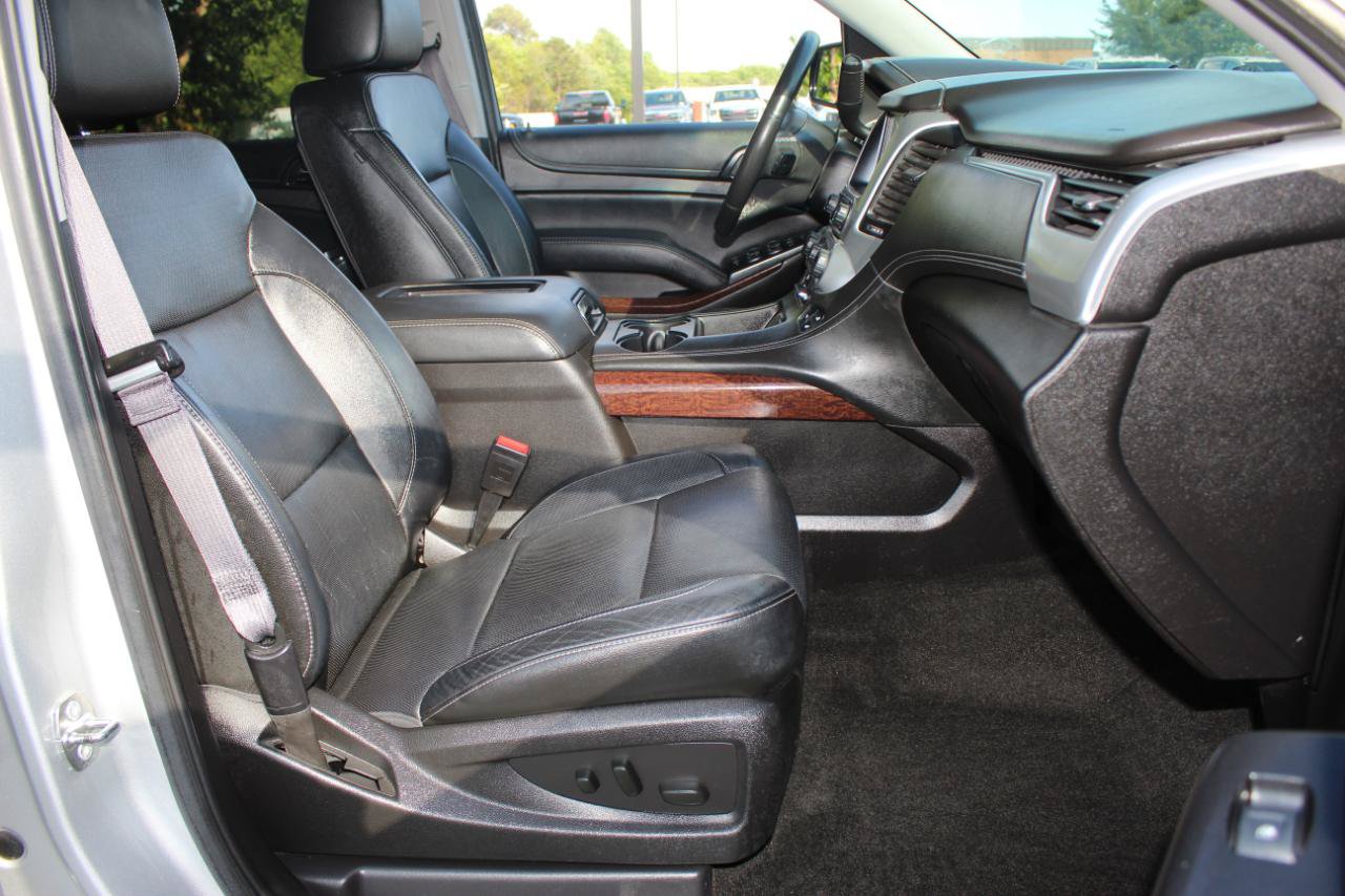 Used 2017 GMC Yukon XL SLT w/ Open Road Package AWD/4WD image 25