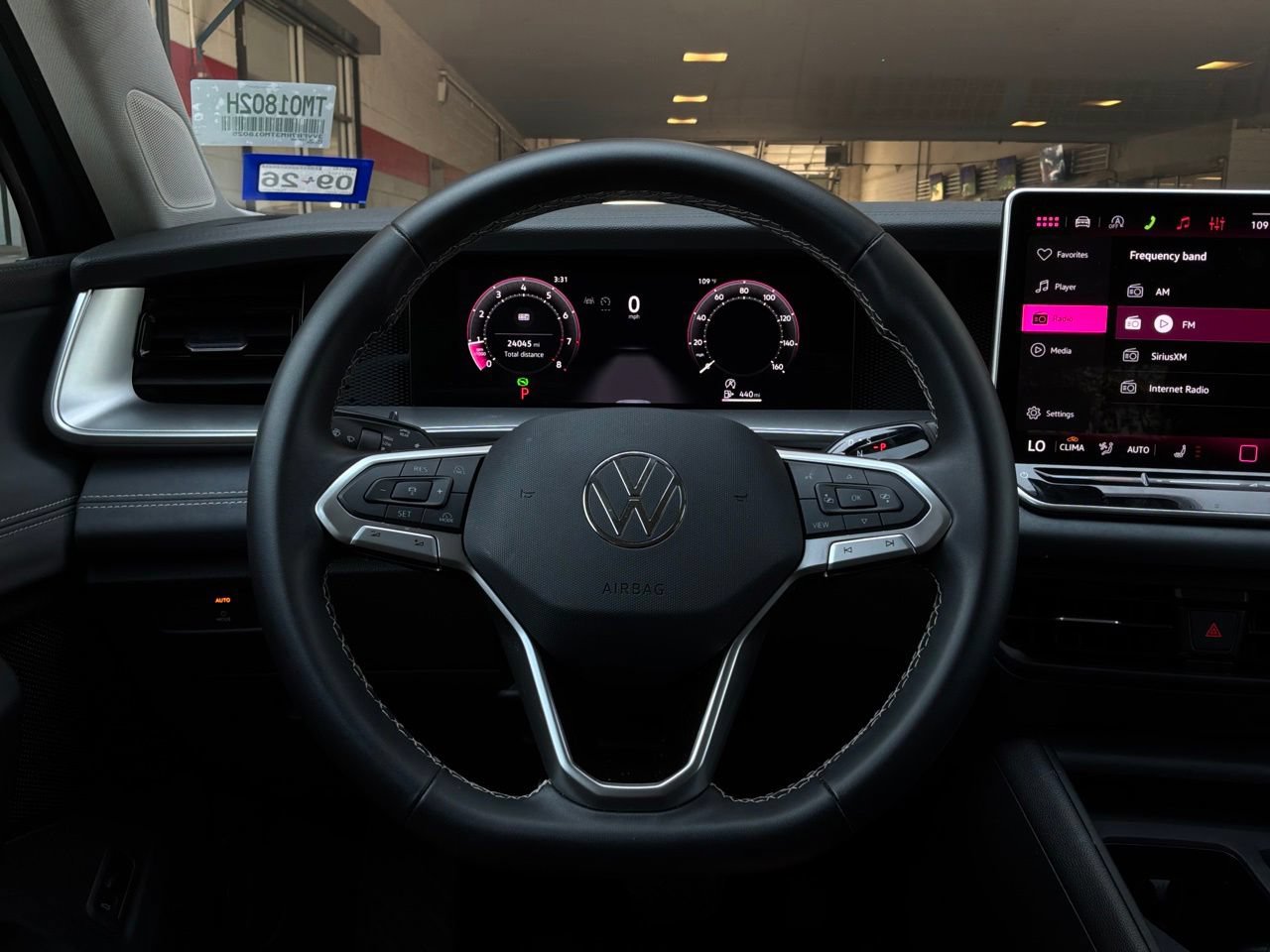 Used 2026 Volkswagen Tiguan SE FWD image 35