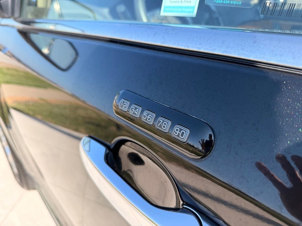 Used 2013 Lincoln MKX FWD image 38