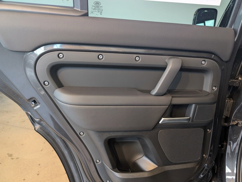 New 2025 Land Rover Defender 110 S image 23