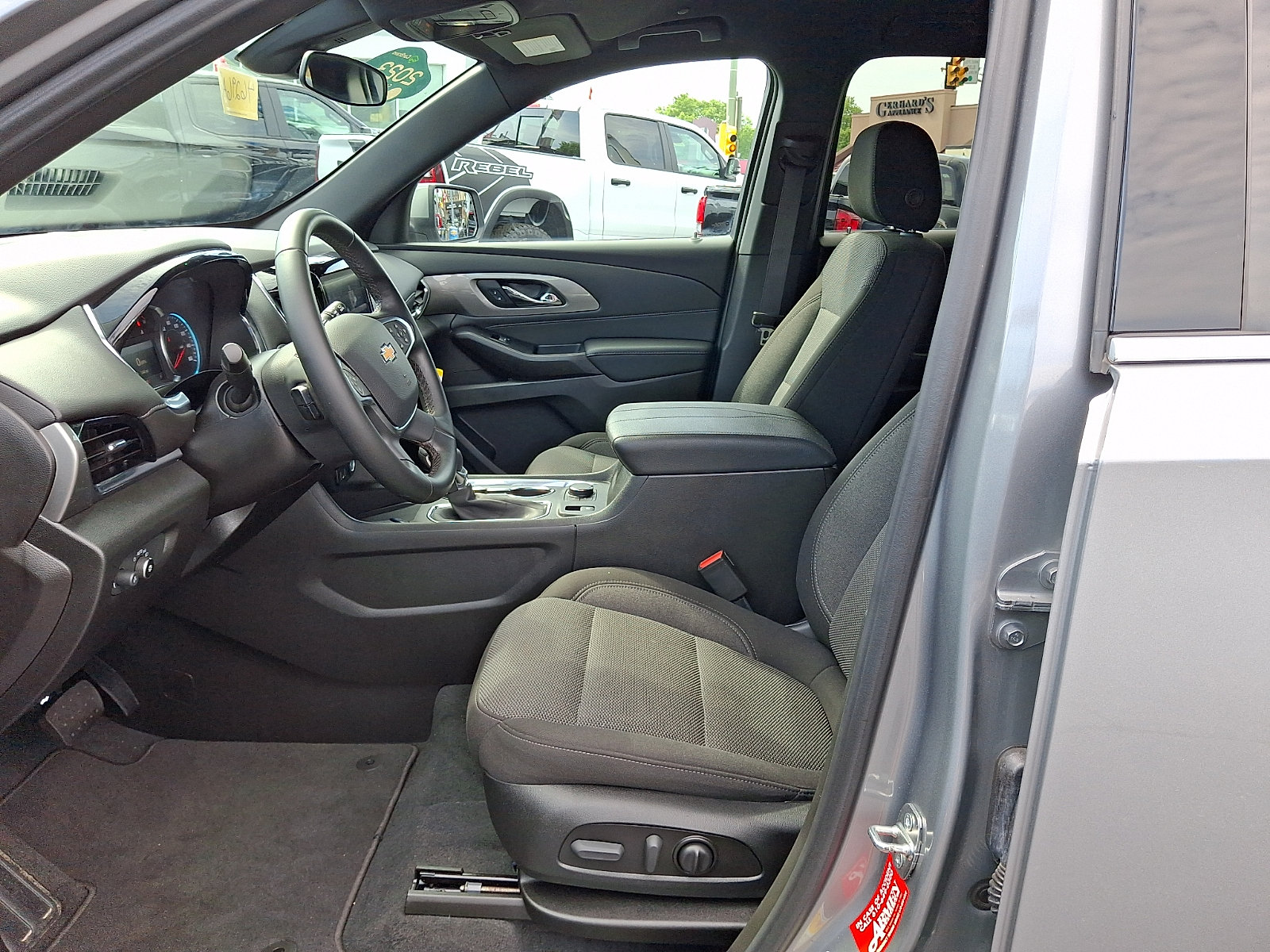 Certified 2023 Chevrolet Traverse LT AWD/4WD image 16