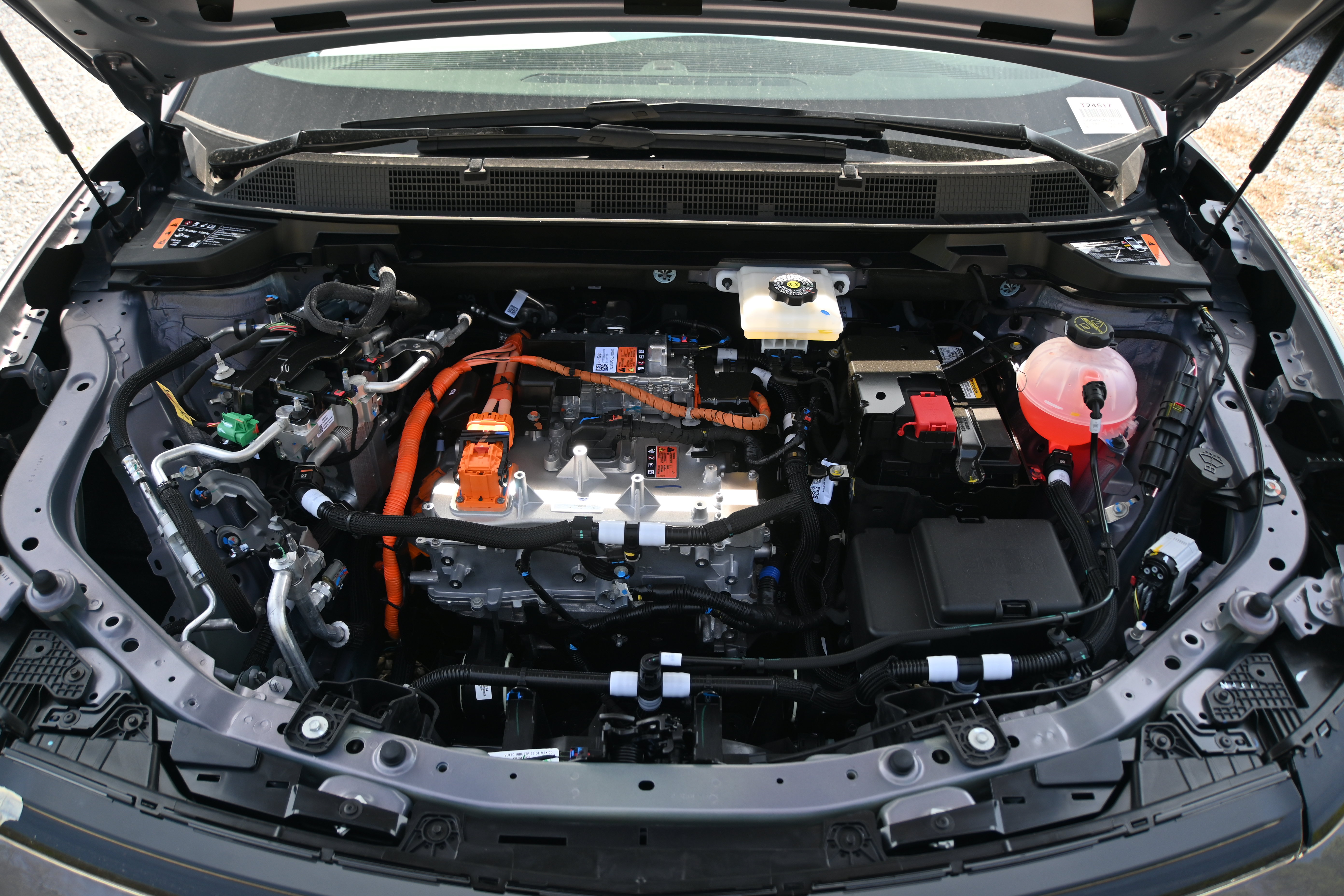 New 2026 Chevrolet Equinox EV LT FWD image 35