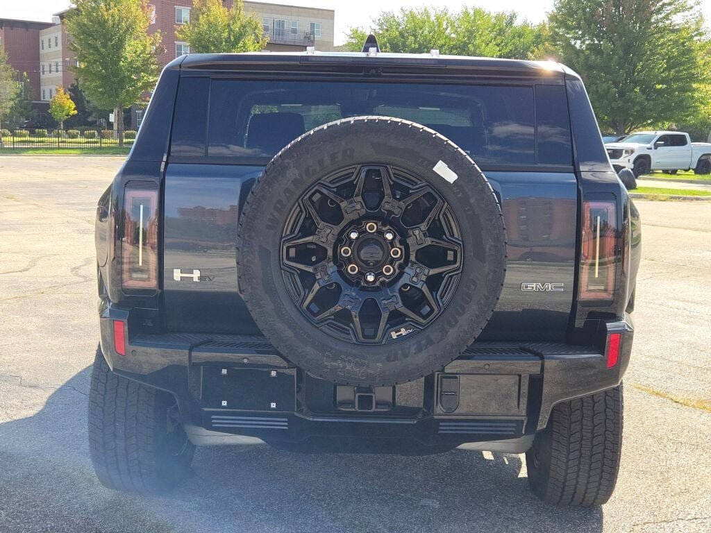 New 2025 GMC Hummer EV 2X image 15