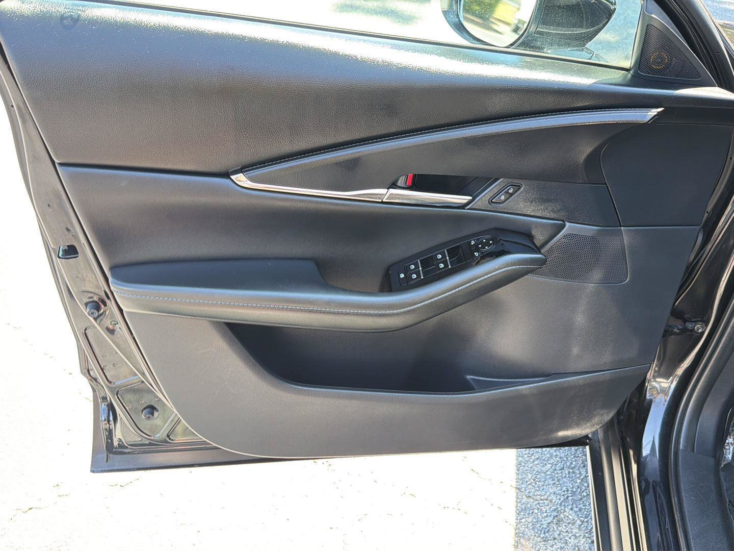 Used 2025 MAZDA CX-30 AWD 2.5 S w/ Preferred Package image 15