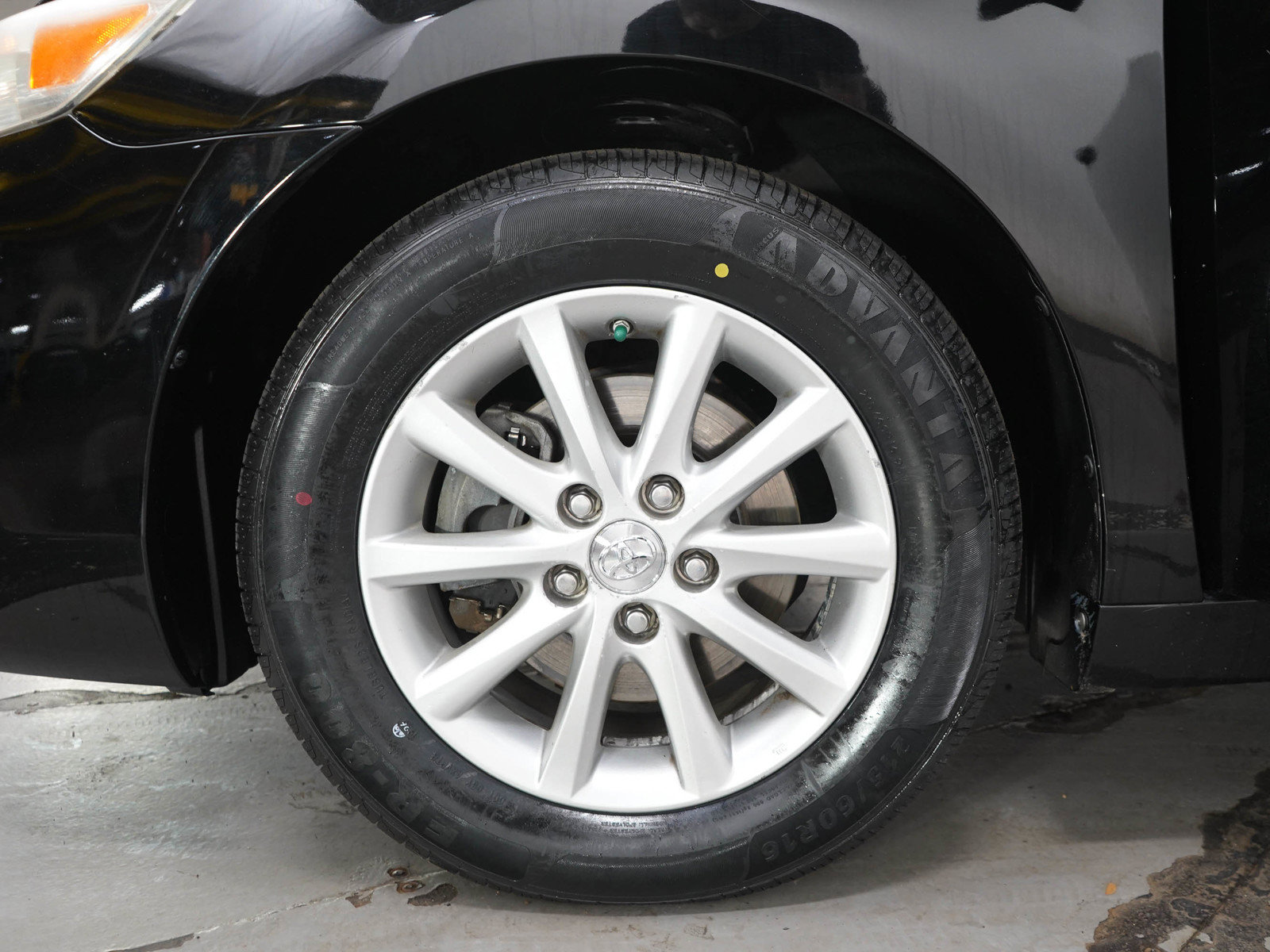 Used 2011 Toyota Camry XLE w/ XLE Extra-Value Pkg #1 FWD image 26