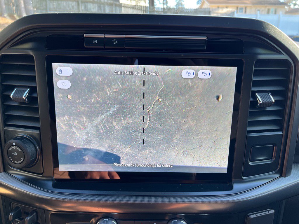 Used 2025 Ford F150 Lariat w/ Equipment Group 501A Mid image 28