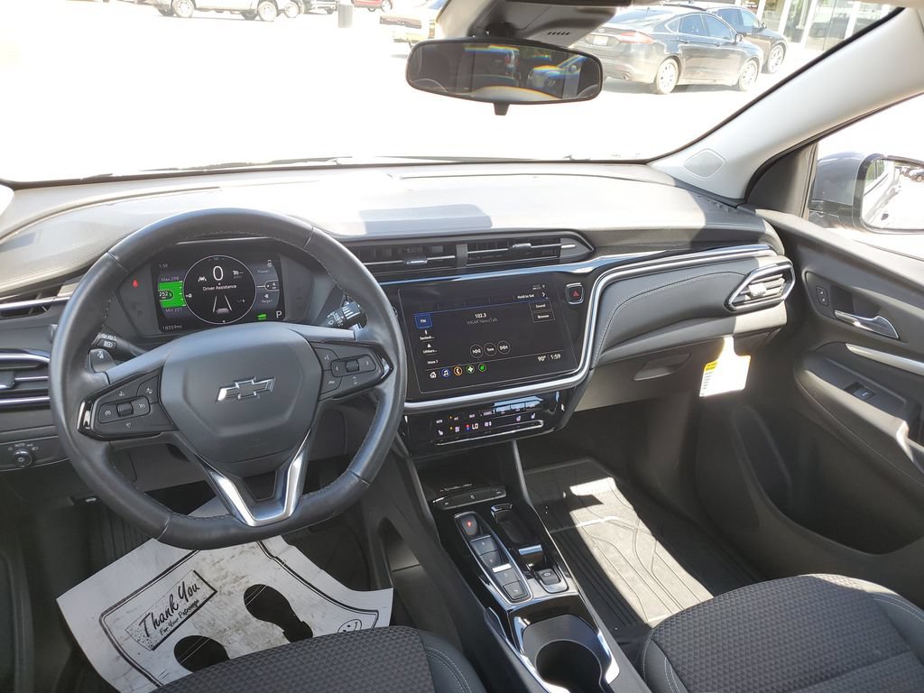 Certified 2023 Chevrolet Bolt EUV LT w/ Comfort Package FWD image 28