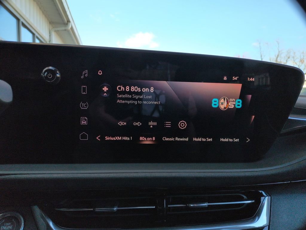 New 2026 Buick Envista Sport Touring w/ Studio Series image 10