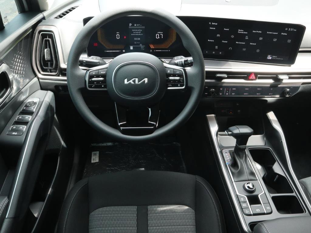 New 2025 Kia Sorento LX image 6