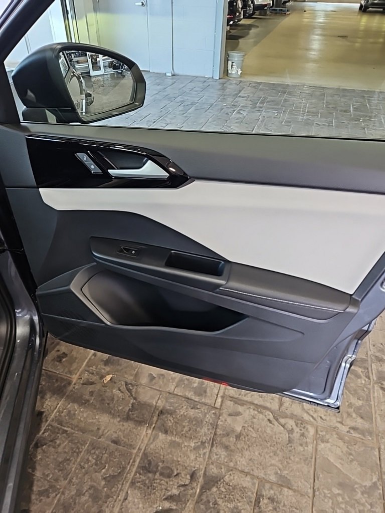 New 2026 Volkswagen Taos S image 11