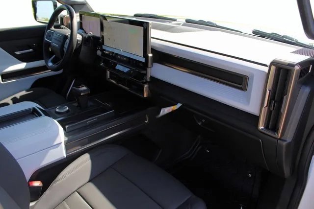 New 2025 GMC Hummer EV 2X image 16