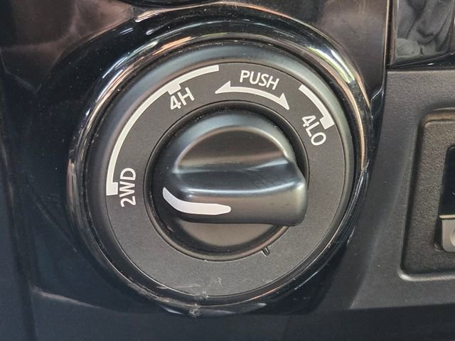 Used 2023 Nissan Titan Platinum Reserve w/ Moonroof Package image 26