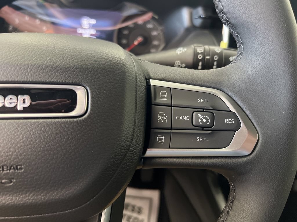 New 2026 Jeep Compass Limited AWD/4WD image 11