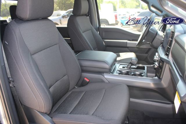 New 2025 Ford F150 XLT w/ Equipment Group 302A MID image 8